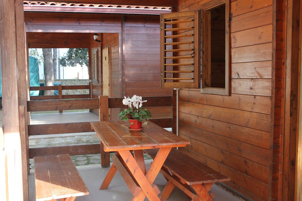 Residence Village Lido Del Gargano Rodi Garganico Habitación foto